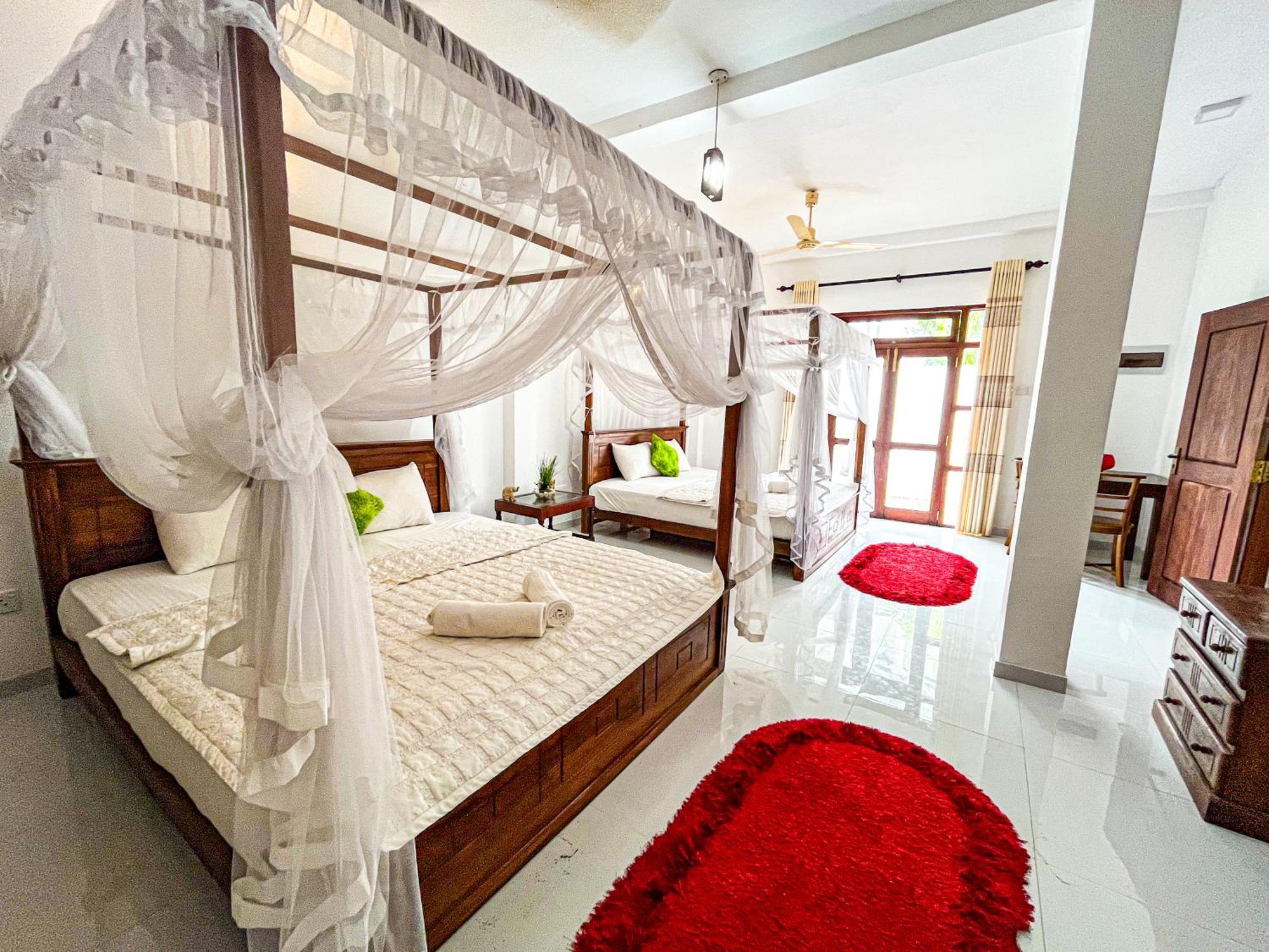 Galle Camellia Bagian luar foto